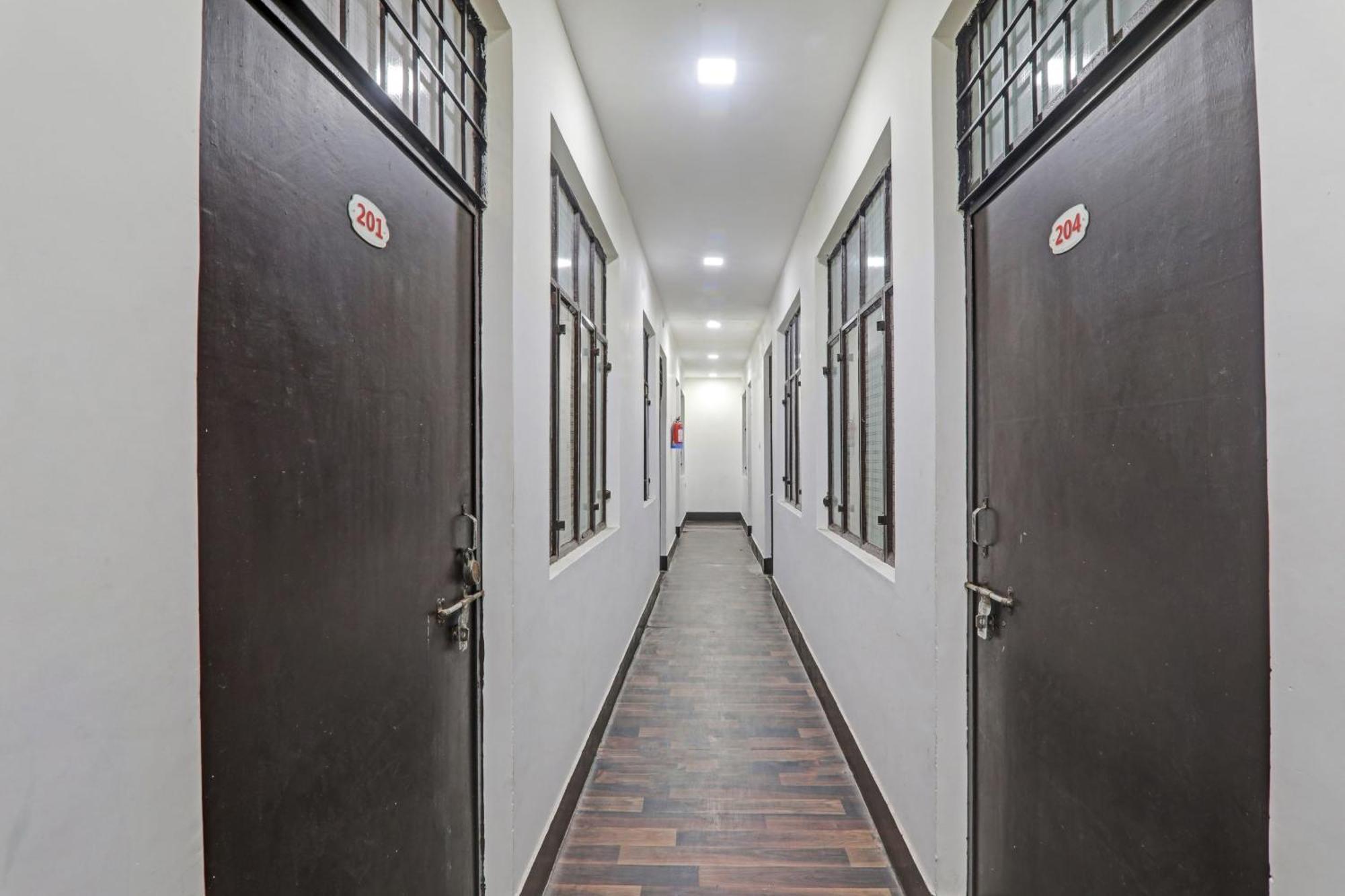 Hotel O New Pacifica Grand Near Phoenix United Lucknow Luaran gambar